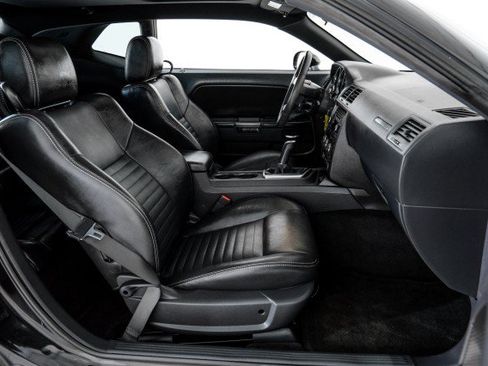 Used 2009 Dodge Challenger R/T RWD image 27