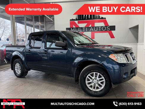 Used 2015 Nissan Frontier SV image 2