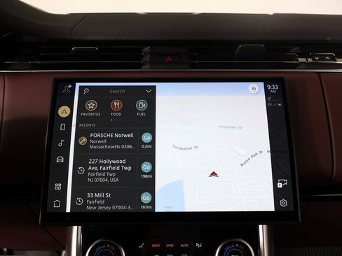 Used 2023 Land Rover Range Rover SE image 14