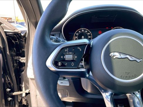 Used 2024 Jaguar E-PACE R-Dynamic SE image 20