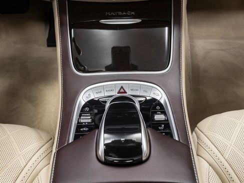 Used 2020 Mercedes-Benz Maybach S 560 4MATIC image 45