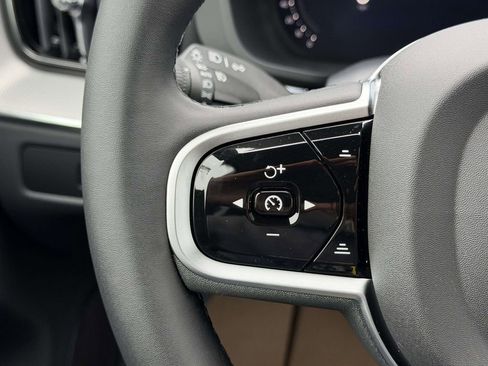 New 2026 Volvo XC60 B5 Ultra w/ Climate Package AWD/4WD image 8