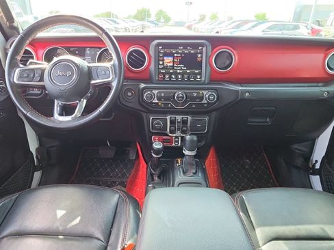Used 2022 Jeep Gladiator Rubicon w/ Trailer Tow Package AWD/4WD image 17