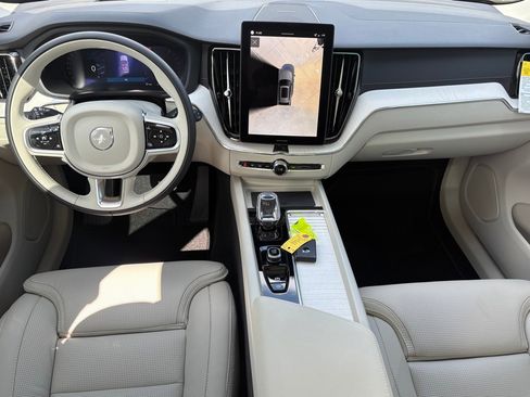 New 2026 Volvo XC60 B5 Ultra w/ Protection Package Premier image 11