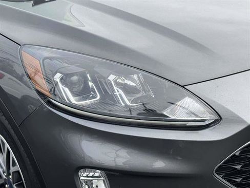 Used 2022 Ford Escape SEL image 6