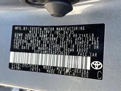 Used 2025 Toyota Corolla SE FWD image 27