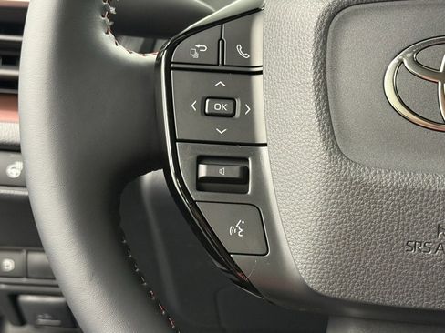 New 2026 Toyota Prius SE image 18