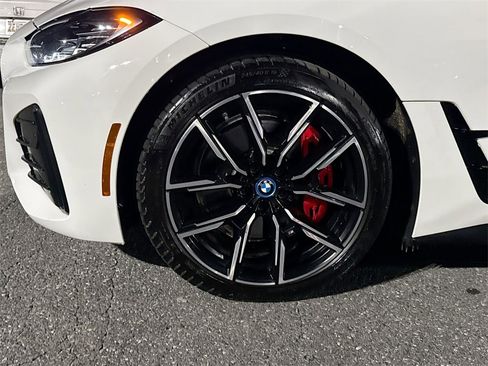 Used 2022 BMW i4 M50 w/ Premium Package image 19