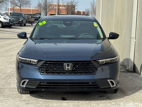 Used 2023 Honda Accord Touring image 8