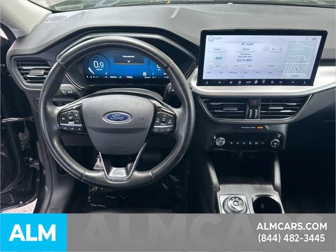 Used 2024 Ford Escape Platinum AWD/4WD image 27