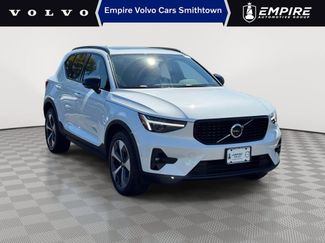 Certified 2023 Volvo XC40 B5 Ultimate w/ Climate Package AWD/4WD video 1