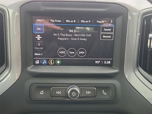 Used 2022 Chevrolet Silverado 1500 Custom AWD/4WD image 13