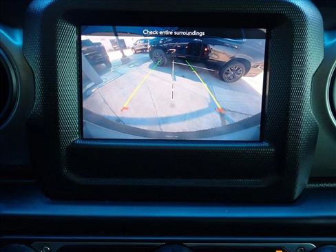 Used 2022 Jeep Wrangler Unlimited Sport AWD/4WD image 16