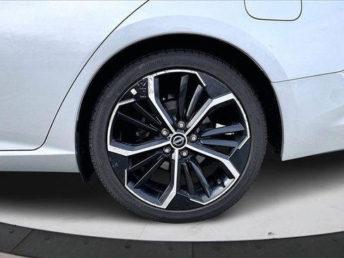 Used 2024 Nissan Altima 2.5 SR image 32