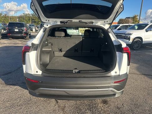 New 2026 Chevrolet Blazer EV LT image 29