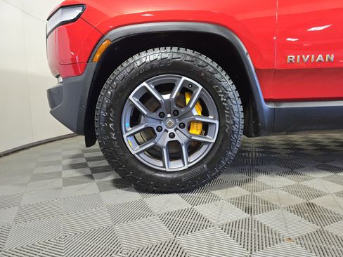 Used 2022 Rivian R1T Launch Edition image 9