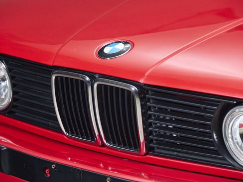 Used 1991 BMW 318iS Coupe RWD image 37