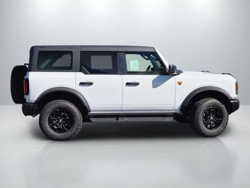 New 2026 Ford Bronco Badlands image 5