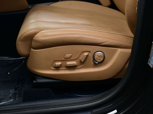 Certified 2024 Genesis GV80 2.5T w/ Prestige Package image 10