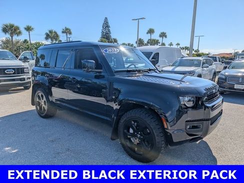 Used 2023 Land Rover Defender 110 X-Dynamic SE image 2