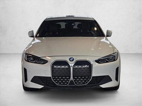 Used 2023 BMW i4 eDrive35 RWD image 2