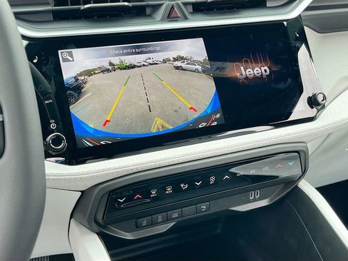 New 2026 Jeep Cherokee Laredo AWD/4WD image 13