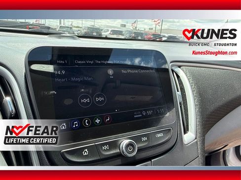 Used 2024 Chevrolet Malibu LT FWD image 33