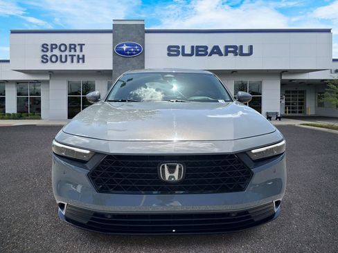 Used 2024 Honda Accord Touring image 9