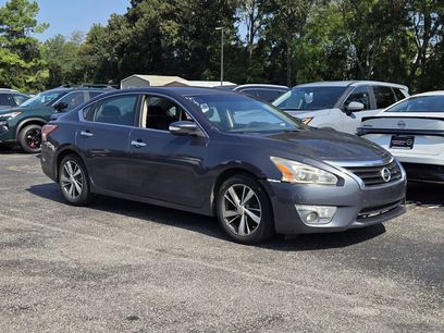 Used 2013 Nissan Altima 2.5 SL w/ Technology Pkg