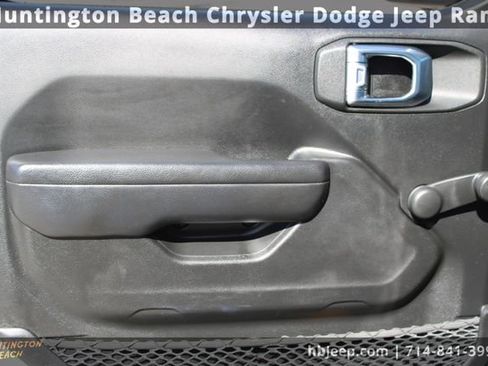 Used 2023 Jeep Wrangler Sport image 10