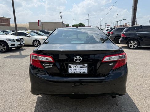 Used 2012 Toyota Camry SE FWD image 7