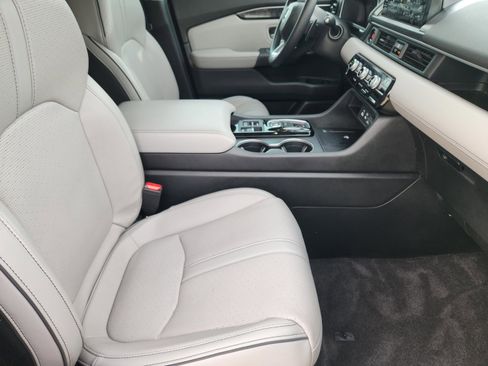 Certified 2023 Honda Pilot Elite image 14