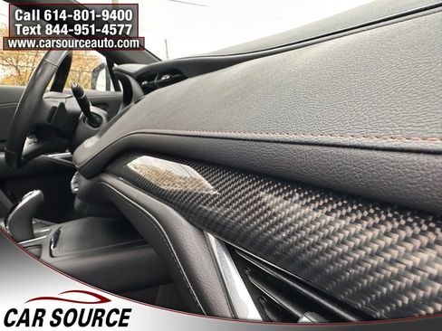 Used 2023 Cadillac XT4 Sport image 28