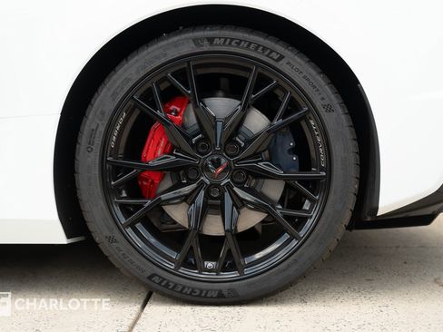 Used 2026 Chevrolet Corvette Stingray Preferred Conv w/ Z51 Performance Package RWD image 10