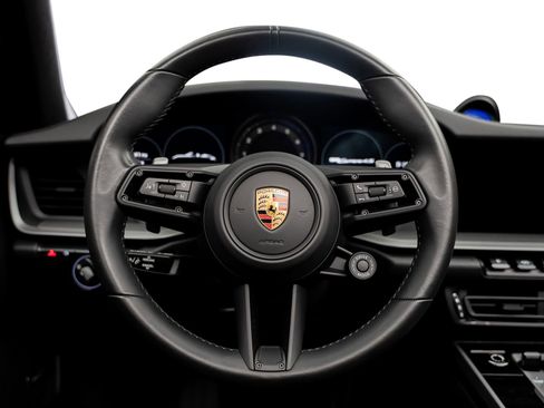 Used 2023 Porsche 911 Carrera S RWD image 4