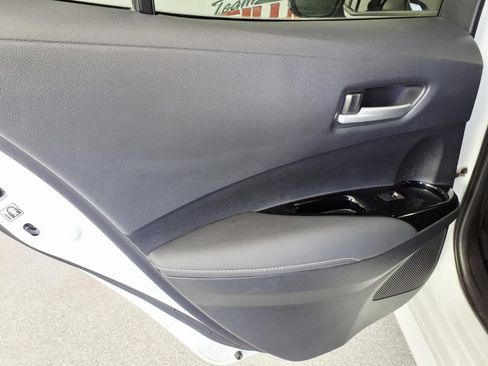 Used 2023 Toyota Corolla SE FWD image 11