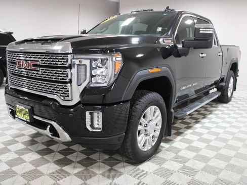 Certified 2022 GMC Sierra 3500 Denali image 7
