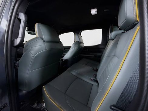 Certified 2025 Toyota Tacoma Trailhunter image 10