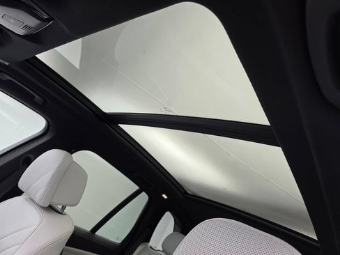 Certified 2024 BMW X5 sDrive40i w/ Premium Package RWD image 12