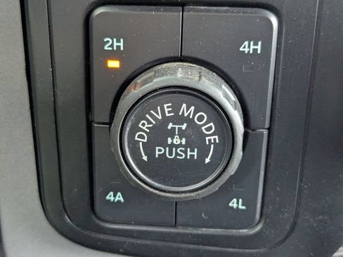 Used 2024 Ford F150 Lariat w/ FX4 Off-Road Package AWD/4WD image 29