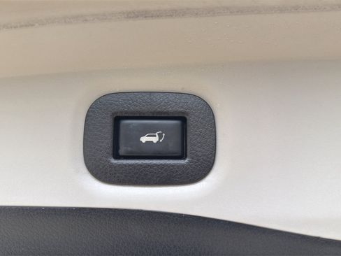Used 2020 Nissan Rogue SL w/ Premium Package FWD image 24