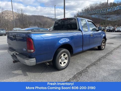 Used 1997 Ford F150 XLT image 4