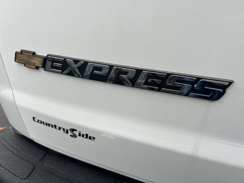 New 2025 Chevrolet Express 2500 w/ Driver Convenience Package image 5