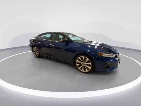 Used 2019 Nissan Maxima Platinum w/ Sport Mat Group image 2