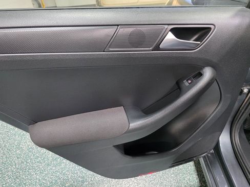 Used 2012 Volkswagen Jetta S image 20