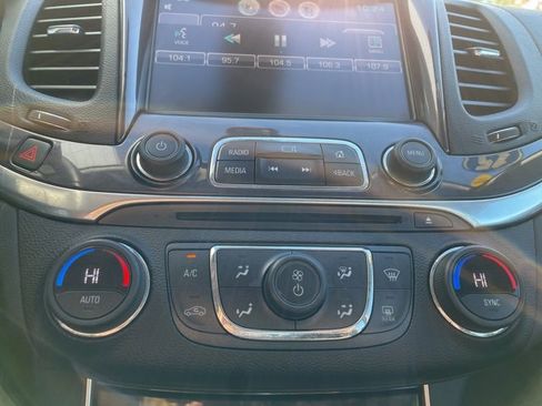 Used 2015 Chevrolet Impala LT image 17