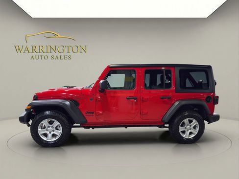 Used 2022 Jeep Wrangler Unlimited Sport image 4
