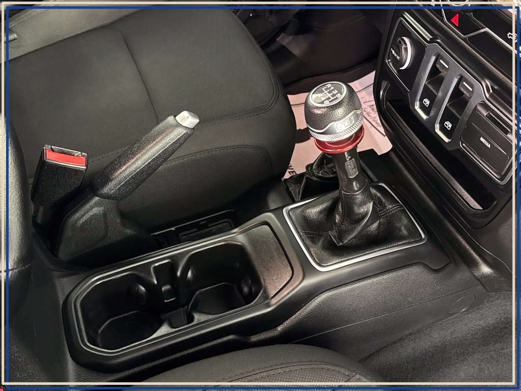 Used 2022 Jeep Wrangler Sport AWD/4WD image 42