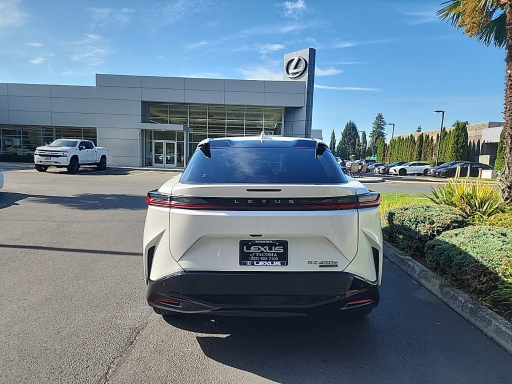 Certified 2024 Lexus RZ 450e Premium w/ Technology Package AWD/4WD image 4