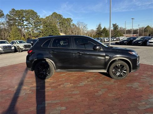 Used 2022 Mitsubishi Outlander Sport LE image 16